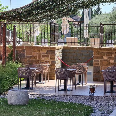 Hotel Stara Sola - Oleander Resort Korte ภายนอก รูปภาพ