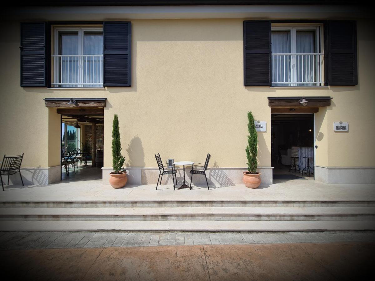 Hotel Stara Sola - Oleander Resort Korte ภายนอก รูปภาพ