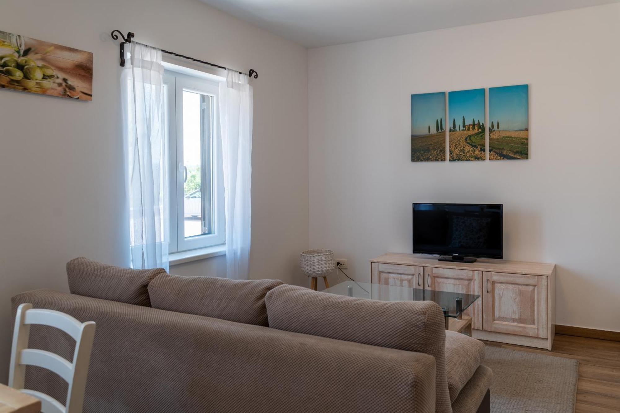 Hotel Stara Sola - Oleander Resort Korte ภายนอก รูปภาพ